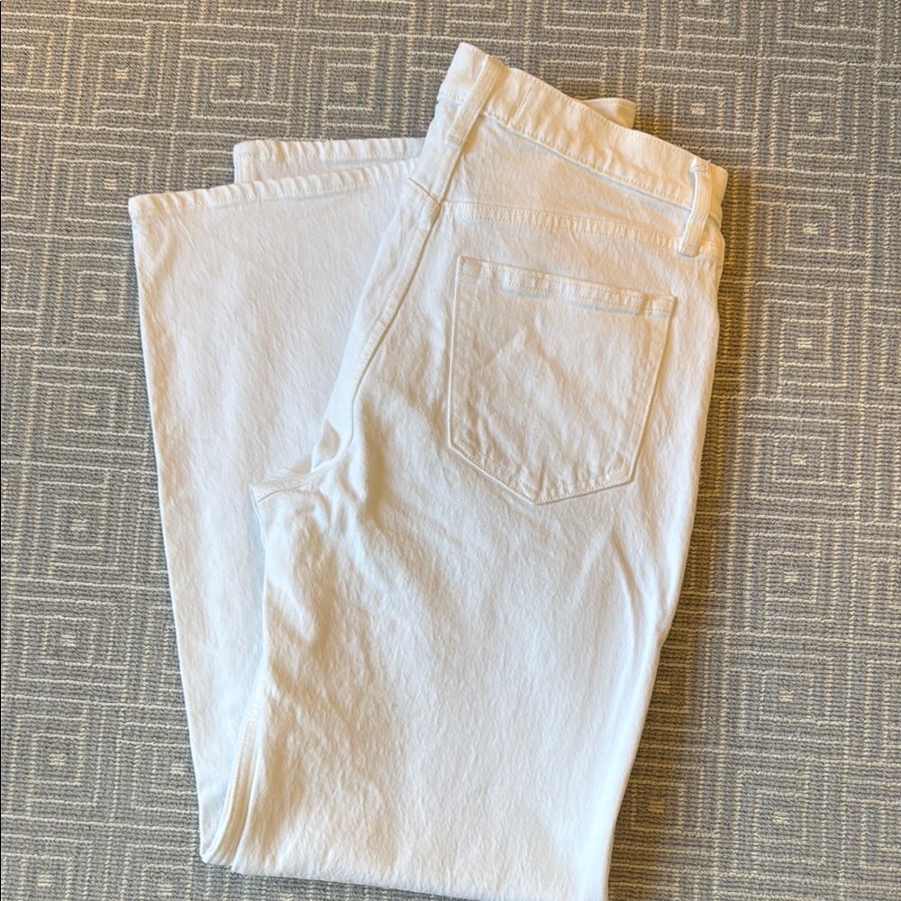 Abercrombie 90s relaxed high rise White Denim Jeans